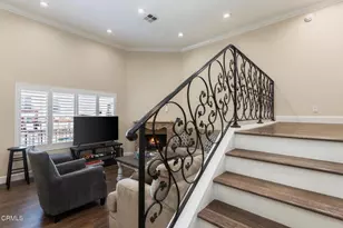 10141 Samoa Ave, Tujunga, CA 91042 - Photo 9