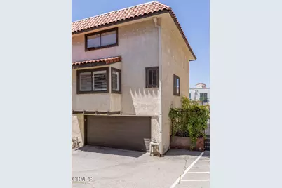10141 Samoa Avenue #11, Tujunga, CA 91042 - Photo 3