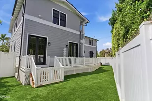 7214 McCool Ave, Los Angeles, CA 90045 - Photo 11