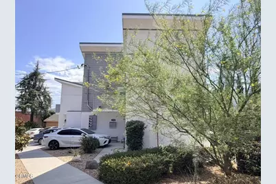 2500 Hermosa Avenue #C, Montrose, CA 91020 - Photo 11