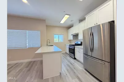 2500 Hermosa Avenue #C, Montrose, CA 91020 - Photo 5