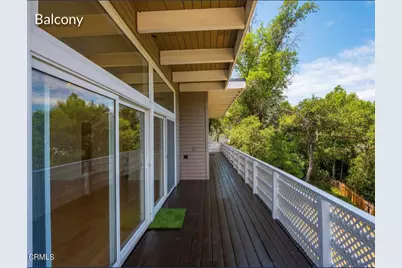 2040 Hilldale Drive, La Canada Flintridge, CA 91011 - Photo 17