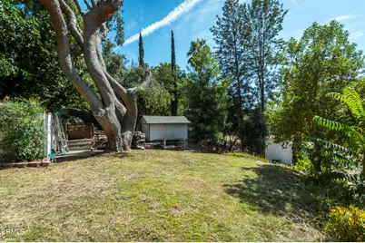 11315 Alethea Drive, Sunland, CA 91040 - Photo 37