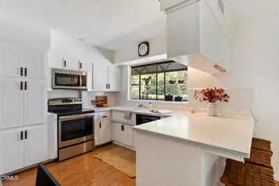 5811 Ocean View Boulevard, La Canada Flintridge, CA 91011 - Photo 11