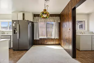 9424 Crystal View Dr, Tujunga, CA 91042 - Photo 19