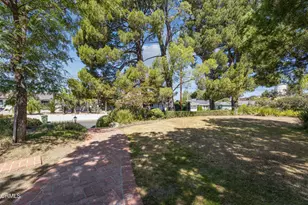9424 Crystal View Dr, Tujunga, CA 91042 - Photo 41