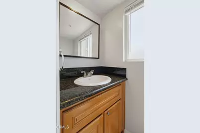 2737 Montrose Avenue #105, Montrose, CA 91020 - Photo 9