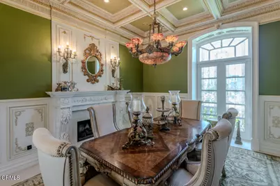 567 Meadow Grove Street, La Canada Flintridge, CA 91011 - Photo 9