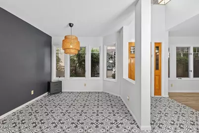 2871 Ashley Drive, Pasadena, CA  - Photo 9