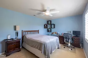 28450 Redwood Canyon Pl, Santa Clarita, CA 91390 - Photo 39