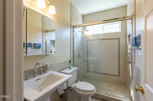 28450 Redwood Canyon Pl, Santa Clarita, CA 91390 - Photo 27