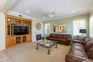 28450 Redwood Canyon Pl, Santa Clarita, CA 91390 - Photo 15