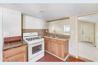 203 N Fulton Street, Ojai, CA 93023 - Photo 11