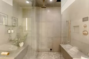 527 Molino St, Los Angeles, CA 90013 - Photo 43