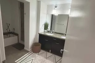250 N 1st Street, Burbank, CA 91502 - Photo 15