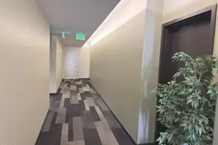 250 N 1st Street, Burbank, CA 91502 - Photo 27