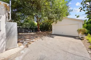 1602 Forest Ave, Pasadena, CA 91103 - Photo 17