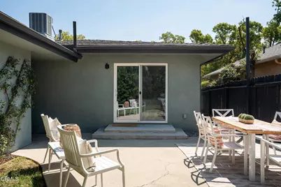 935 S Euclid Avenue, Pasadena, CA 91106 - Photo 15