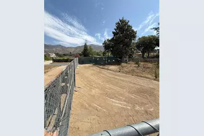 234 E Las Flores Drive, Altadena, CA 91001 - Photo 3