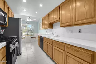 1522 Windsor Ln, Fullerton, CA 92831 - Photo 17