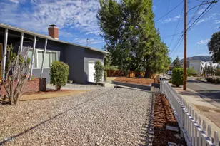 3910 Sunset Ave, Montrose, CA 91020 - Photo 3