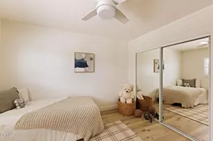 4558 Don Pio Dr, Los Angeles, CA 91364 - Photo 33