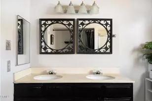 6451 Denny Ave, North Hollywood, CA 91606 - Photo 17