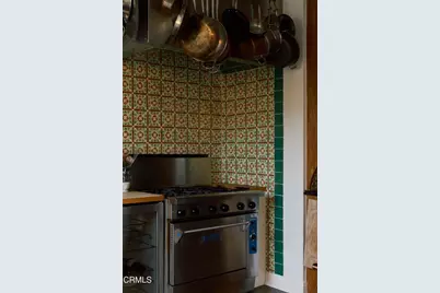 913 Burnside Avenue, Los Angeles, CA 90036 - Photo 13