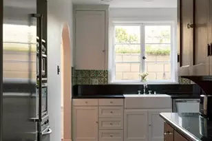 913 Burnside Ave, Los Angeles, CA 90036 - Photo 11
