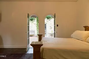 913 Burnside Ave, Los Angeles, CA 90036 - Photo 17