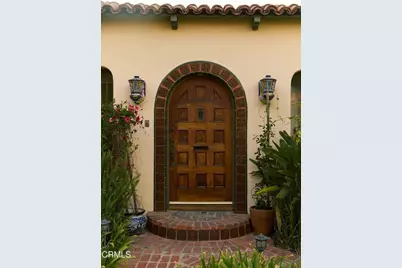 913 Burnside Avenue, Los Angeles, CA 90036 - Photo 3