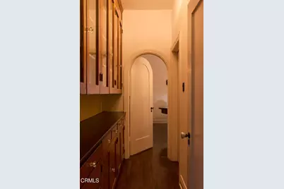 913 Burnside Avenue, Los Angeles, CA 90036 - Photo 9