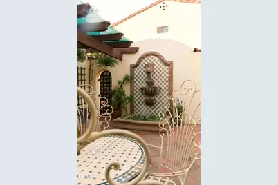 913 Burnside Avenue, Los Angeles, CA 90036 - Photo 19