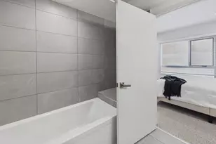 137 S Wilson Ave, Pasadena, CA 91106 - Photo 17