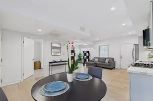 137 S Wilson Ave, Pasadena, CA 91106 - Photo 9