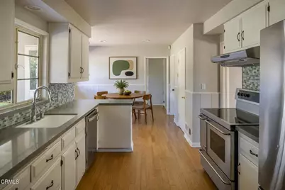 4817 Fairlawn Drive, La Canada Flintridge, CA 91011 - Photo 17