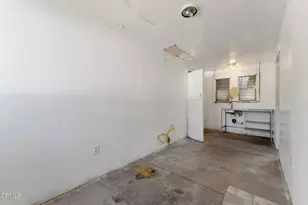 79 W Villa St, Pasadena, CA 91103 - Photo 29