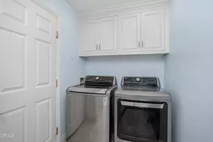 1095 Linda Glen Dr, Pasadena, CA 91105 - Photo 19