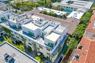 1345 Havenhurst Dr, Los Angeles, CA 90046 - Photo 29