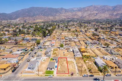 137 W Harriet Street, Altadena, CA 91001 - Photo 17