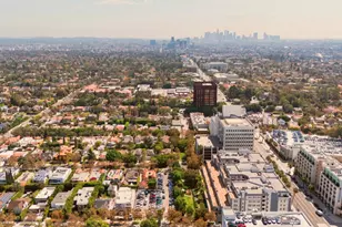 664 S Mansfield Ave, Los Angeles, CA 90036 - Photo 41