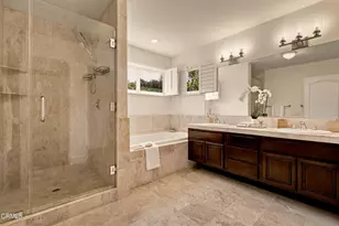 664 S Mansfield Ave, Los Angeles, CA 90036 - Photo 29