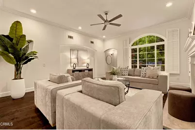 664 S Mansfield Avenue, Los Angeles, CA 90036 - Photo 5