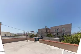 833 N Ridgewood Pl, Los Angeles, CA 90038 - Photo 17
