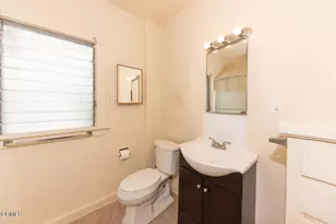 833 N Ridgewood Pl, Los Angeles, CA 90038 - Photo 15