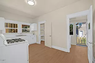 655 E 50th St, Los Angeles, CA 90011 - Photo 7