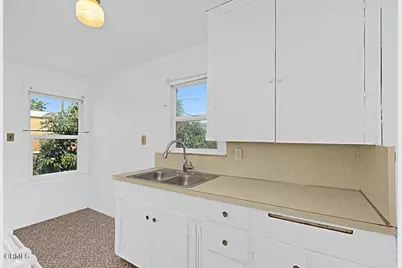 655 E 50th Street, Los Angeles, CA 90011 - Photo 23