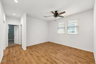 17326 Parque Vanowen Way, Lake Balboa, CA 91406 - Photo 19
