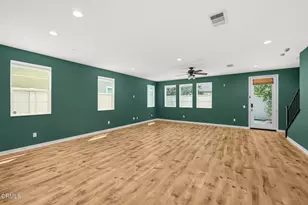 17326 Parque Vanowen Way, Lake Balboa, CA 91406 - Photo 5