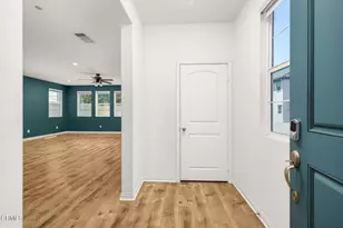 17326 Parque Vanowen Way, Lake Balboa, CA 91406 - Photo 3